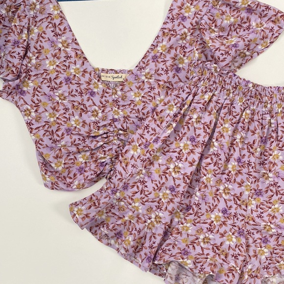 Live to be Spoiled 2 Pc crop top / short set, size XS /S. EUC condition - Picture 2 of 10